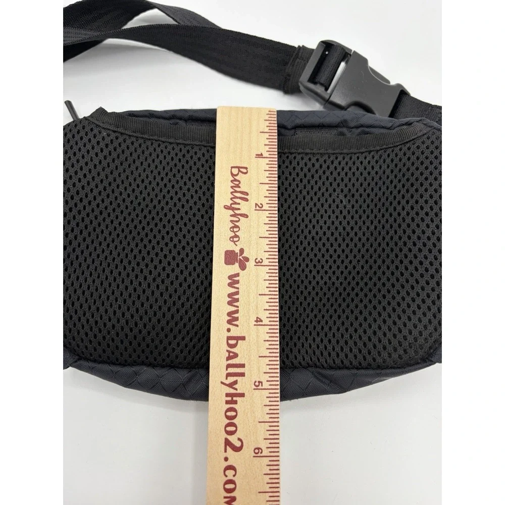 Athleta Crossbody All about Belt Bag The Power Of She Waist Pack Black Nylon Zip